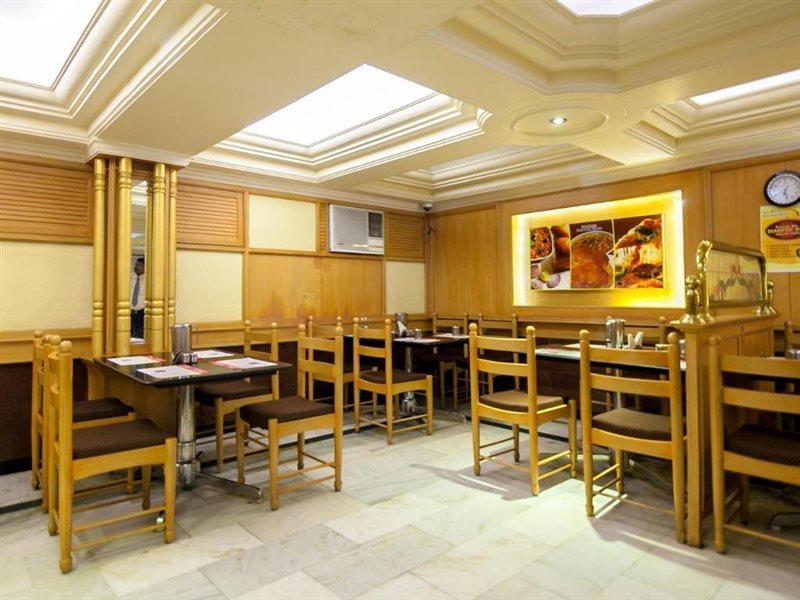 Sree Bharani Hotels Тирунелвели Екстериор снимка
