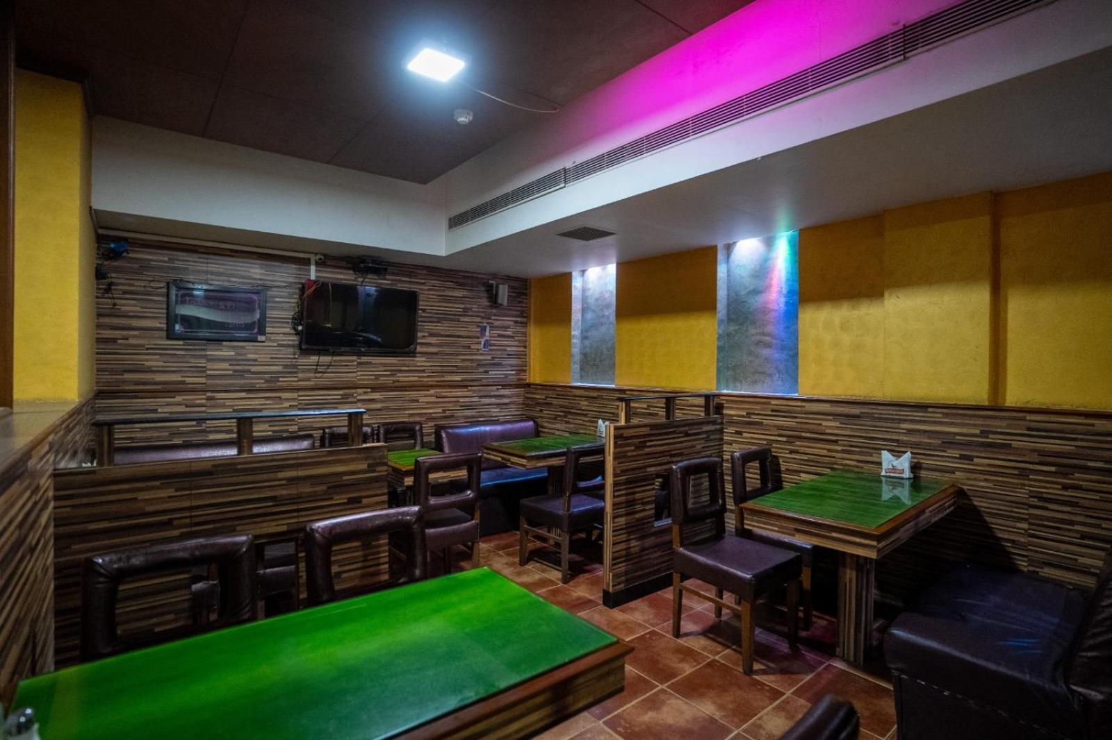 Sree Bharani Hotels Тирунелвели Екстериор снимка