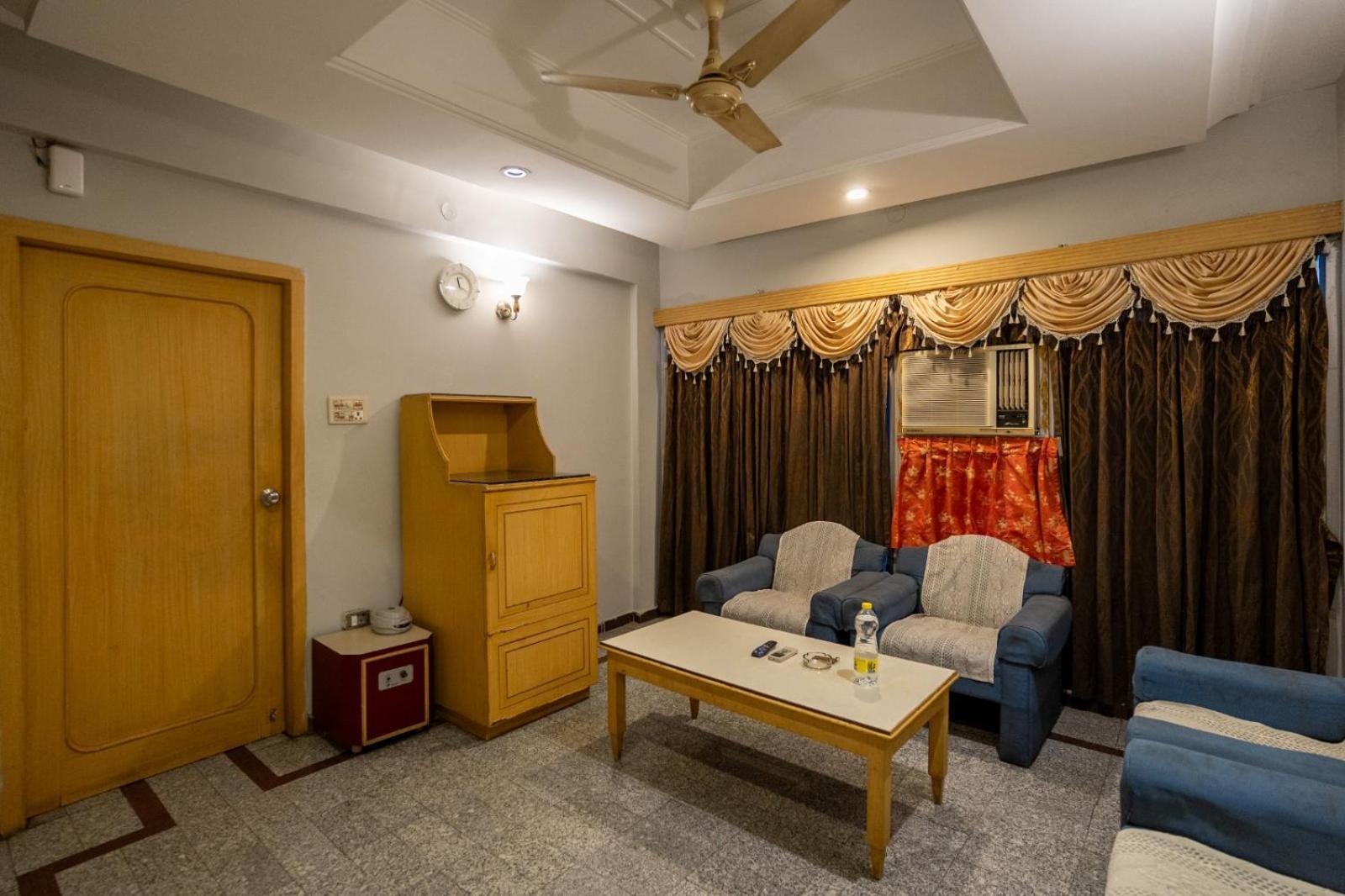 Sree Bharani Hotels Тирунелвели Екстериор снимка