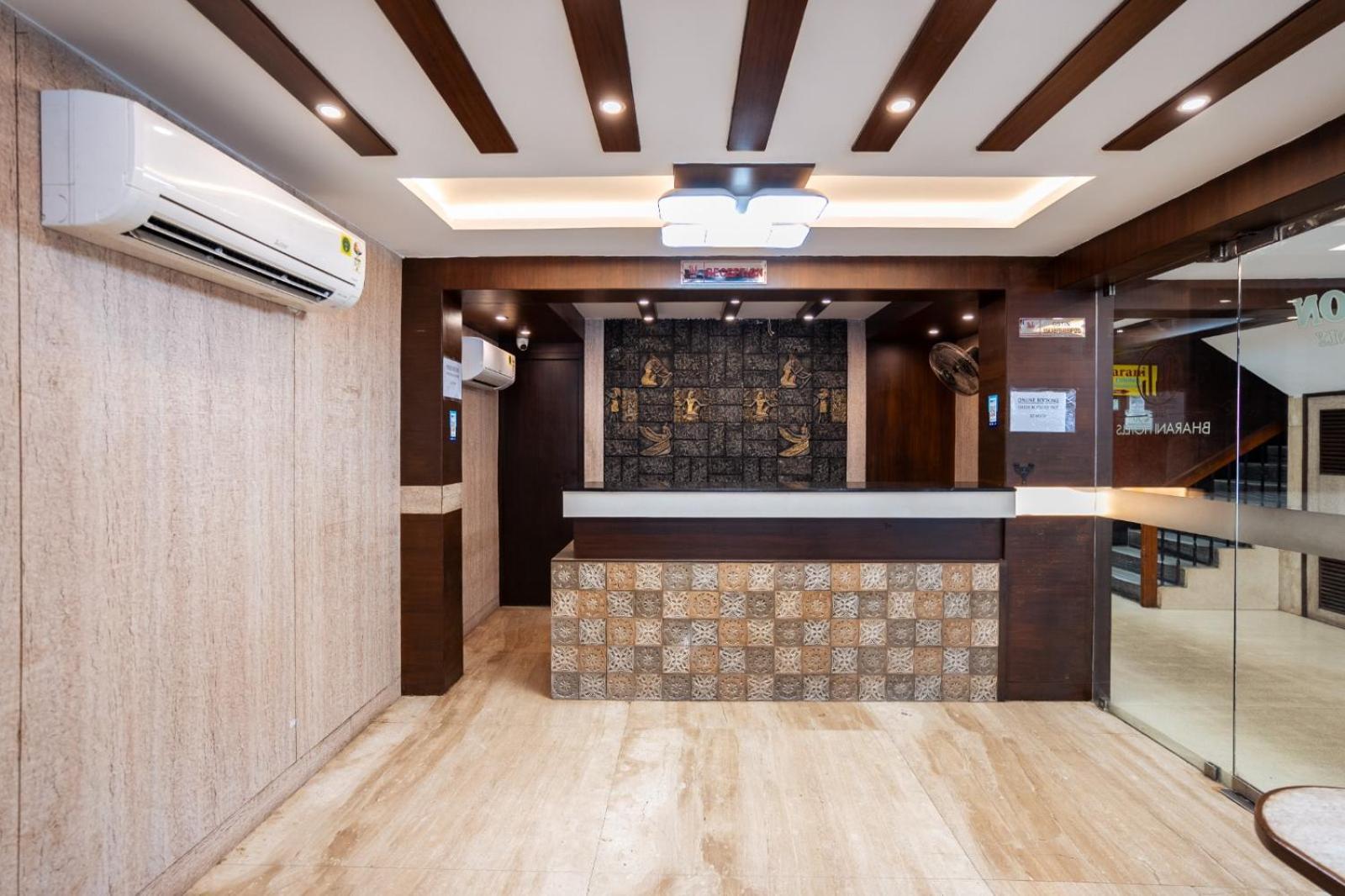 Sree Bharani Hotels Тирунелвели Екстериор снимка