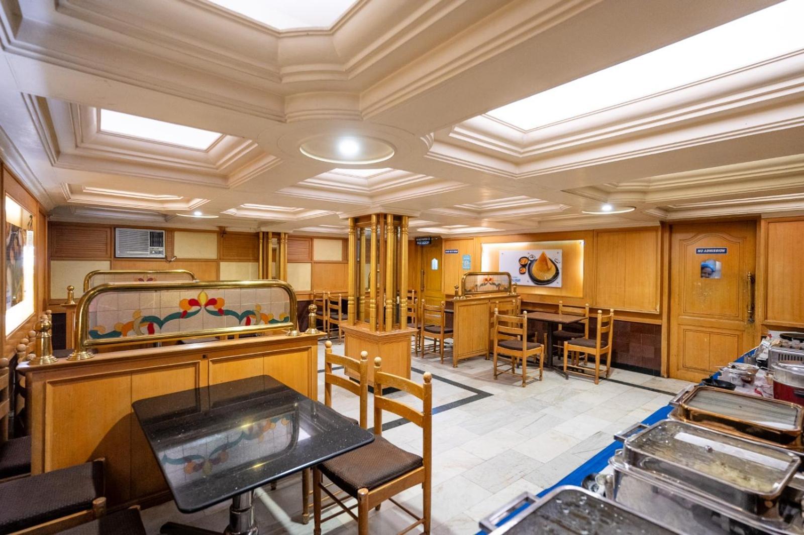 Sree Bharani Hotels Тирунелвели Екстериор снимка