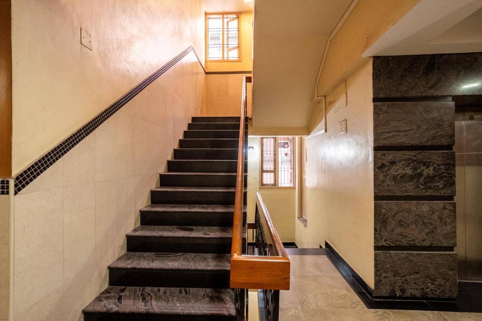 Sree Bharani Hotels Тирунелвели Екстериор снимка