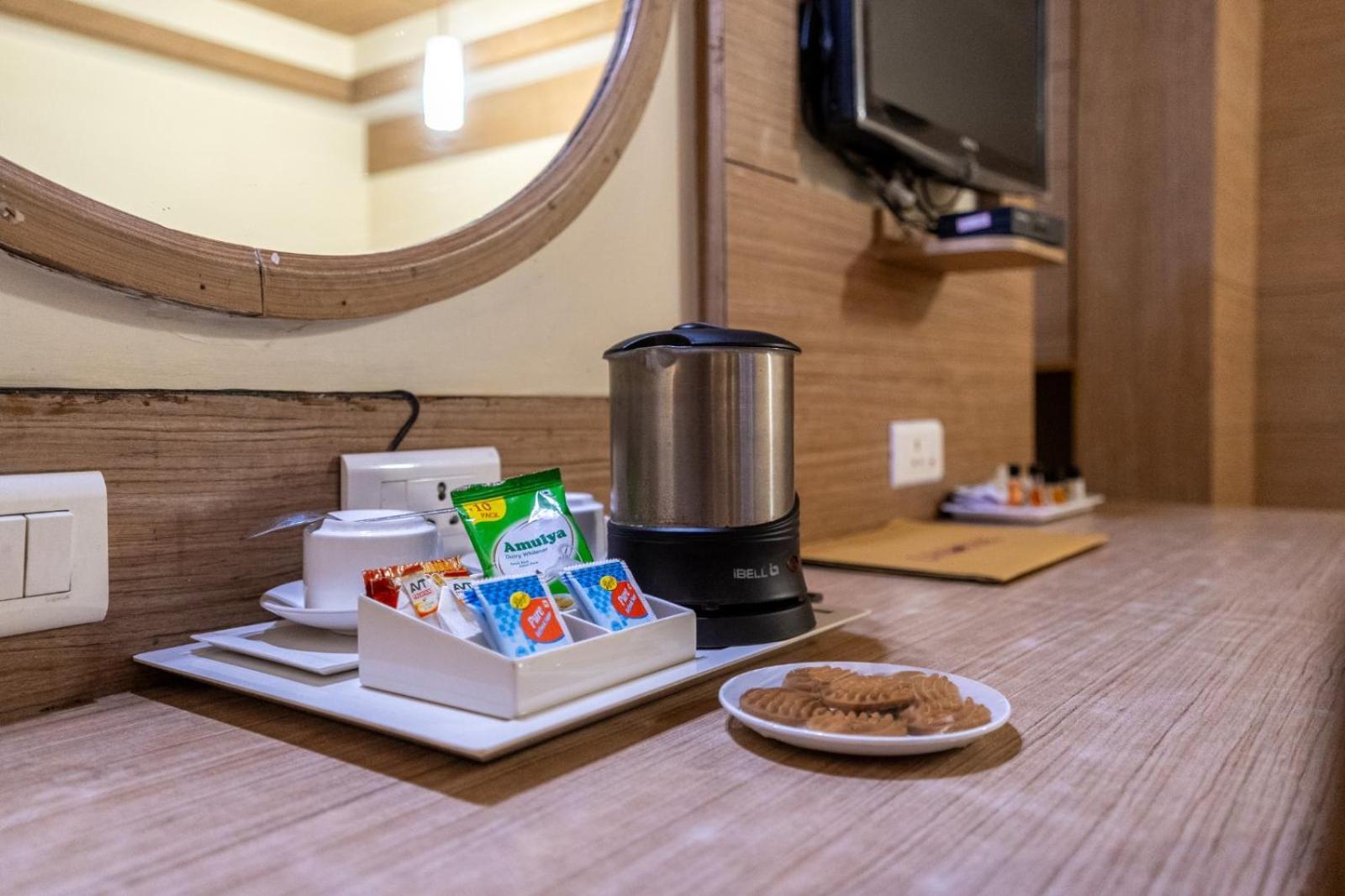 Sree Bharani Hotels Тирунелвели Екстериор снимка
