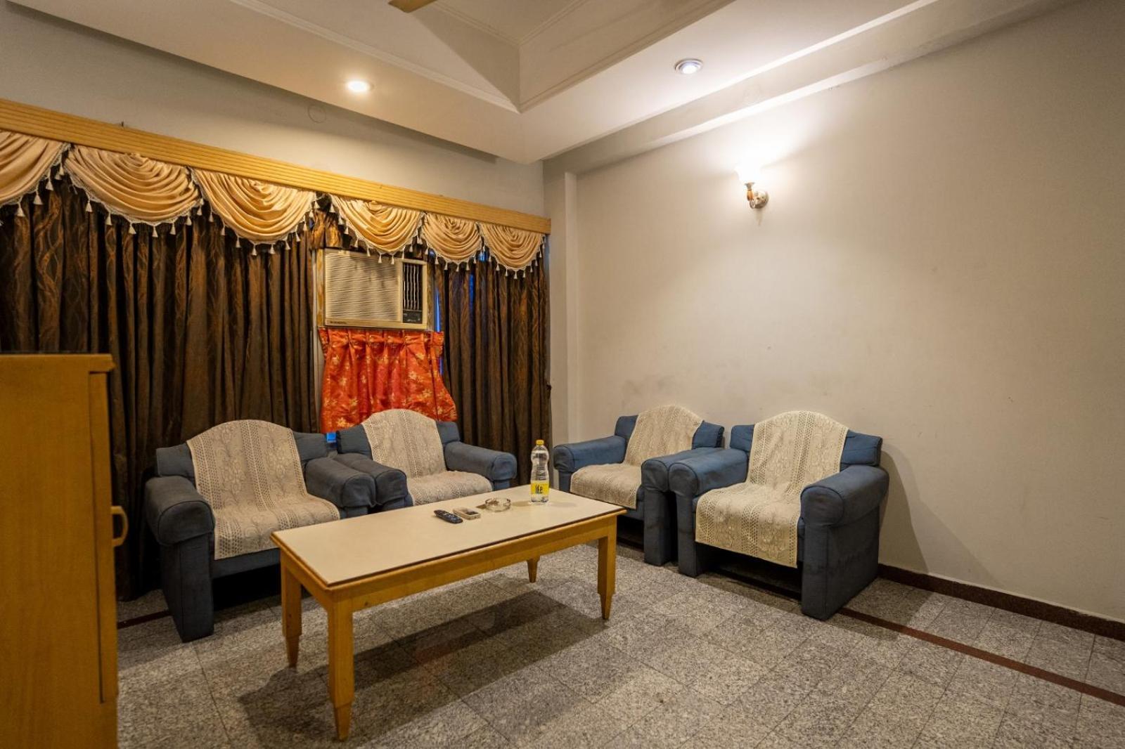 Sree Bharani Hotels Тирунелвели Екстериор снимка