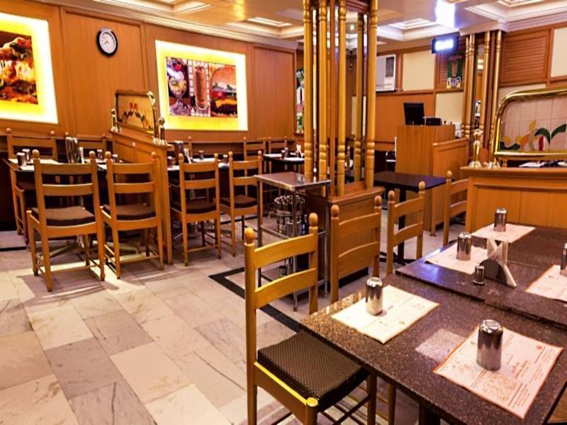 Sree Bharani Hotels Тирунелвели Екстериор снимка